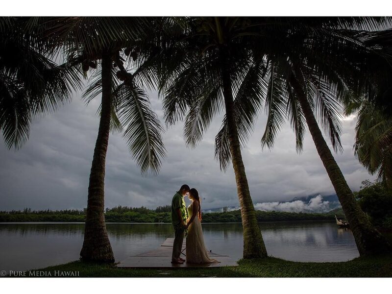 Tropical venue wedding photography Haleiwa Oahu