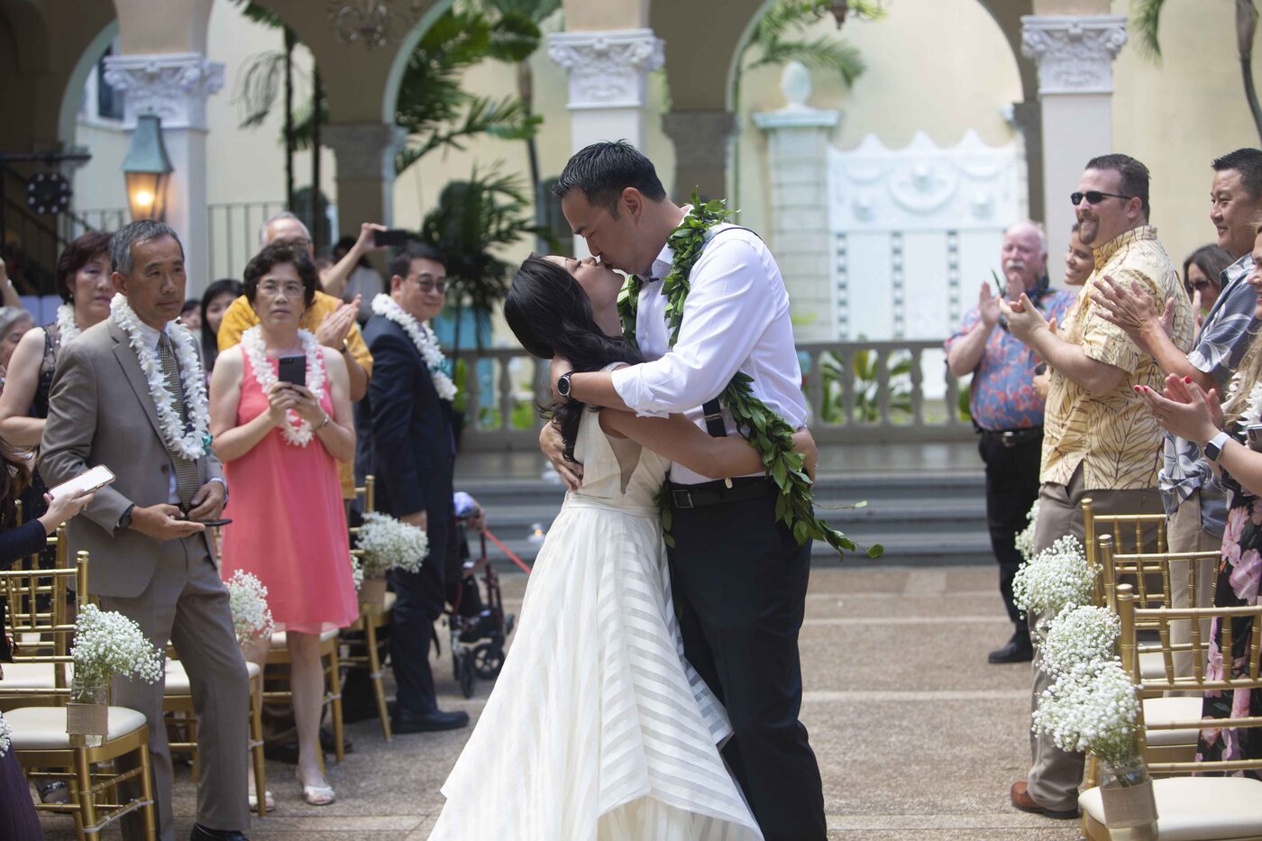 Anthony and Kelsey wedding photography Iolani Palace Honolulu Oahu Hawaii — Pure Media Hawaii